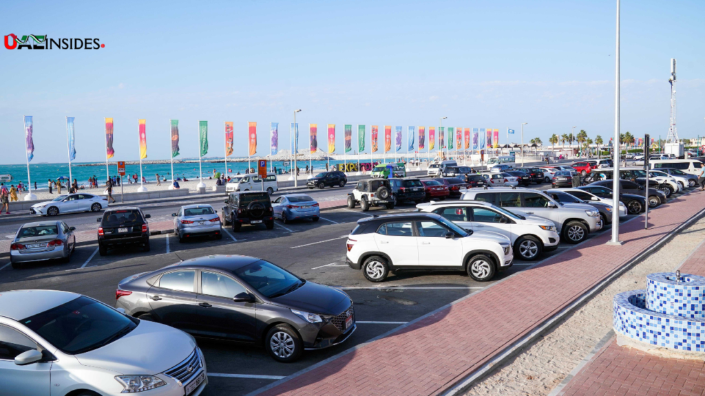 Parking at Jumeirah Public Beach